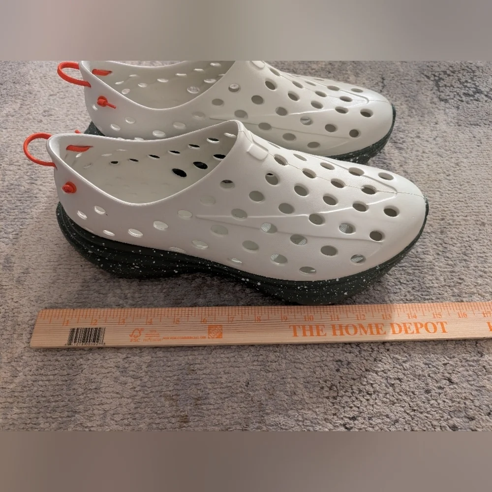 Kane Revive Perforated Slip-On Shoes, Men's 17, Cream/Green/Orange, NWOT